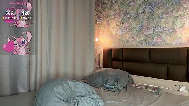 Chat +18 de LoraDavi ao vivo