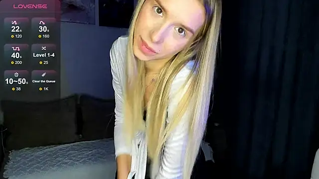 Elysia_kiss' Webcam Show