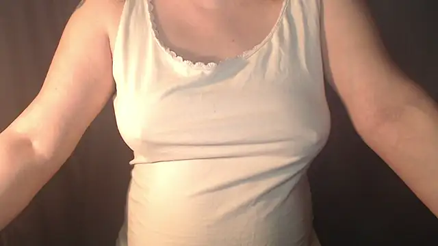 1BECHA1 live XXX chat