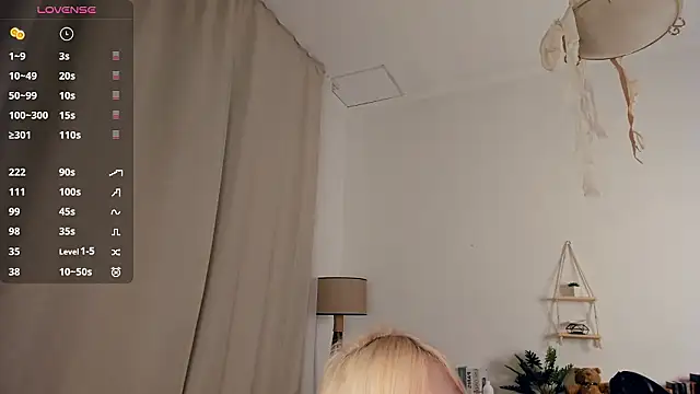 แชท XXX สดของ LaureMestler