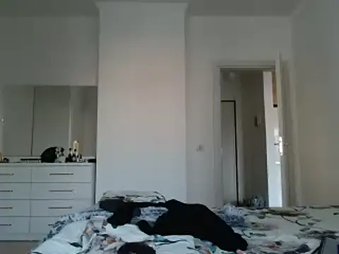 MasterIndigo Adlı Modelin Canlı XXX Sohbeti