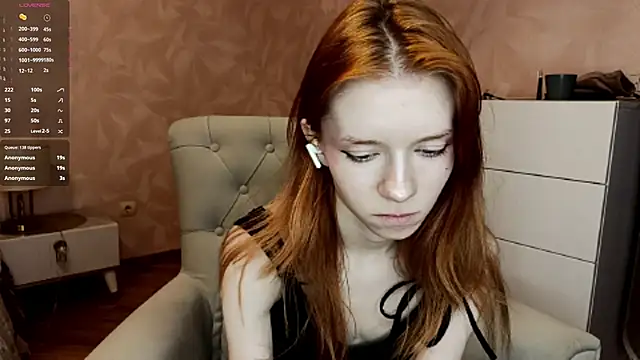 TarynPalek 现场XXX聊天