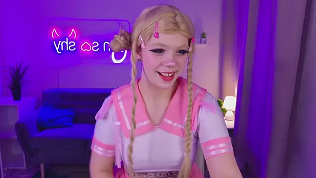 Waifu_Ketrin 网络视讯表演