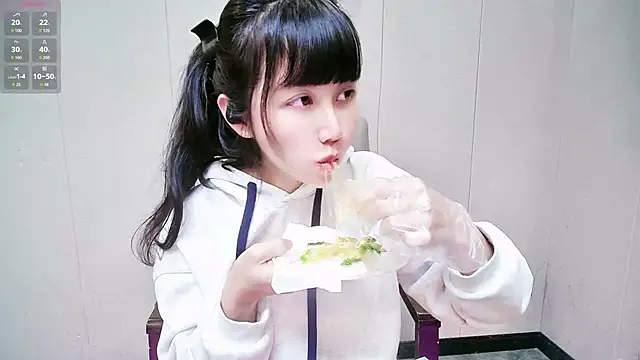 Rubyy_799 – Live XXX-chat