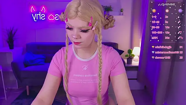 دردشة Waifu_Ketrin الجنسية المباشرة