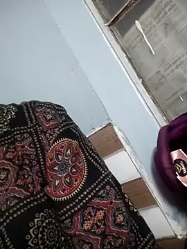 XXX chat uživo modela Saishaa