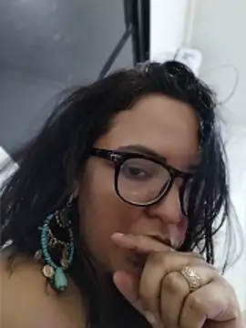 XXX chat uživo modela AuroraChest