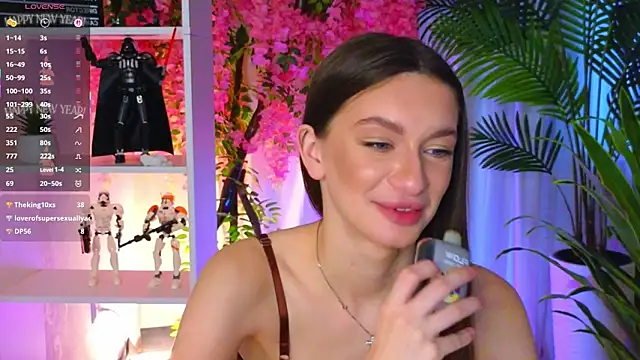 TaraWheelerのライブXXXチャット