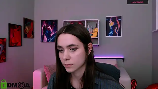 Show modela laurenmurrr na web-kameri