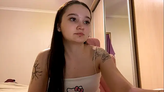 Show modela TrulaPhay na web-kameri