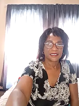 Hotgrannyx webkamerás műsora