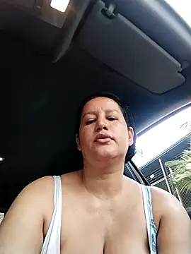 XXX chat uživo modela keilymadam