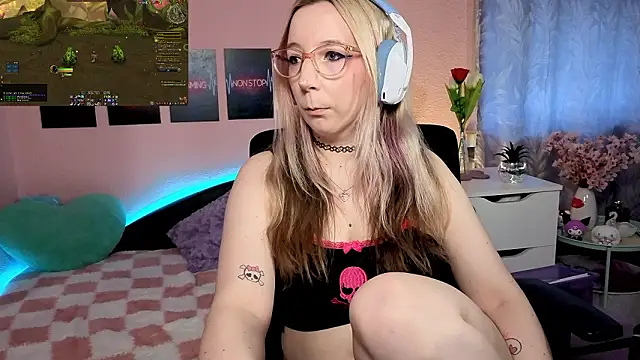 Chat +18 de JustKerry ao vivo