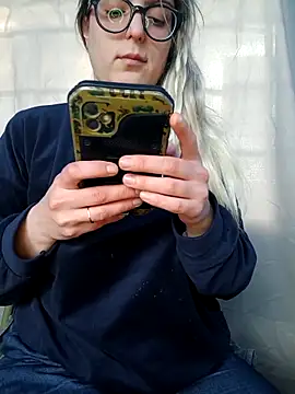 XXX chat uživo modela dolcehelena993