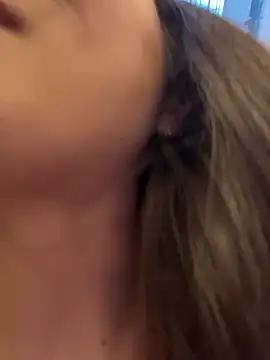 Holly_Play: онлайн-секс-чат