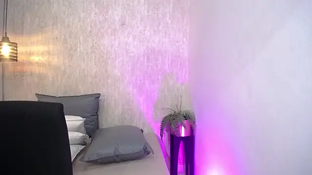 Hisoka_011 라이브 XXX 채팅