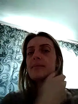 دردشة SophyGirl الجنسية المباشرة