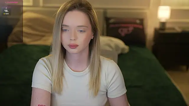 Chat XXX en directo de Cassy-Celestial_