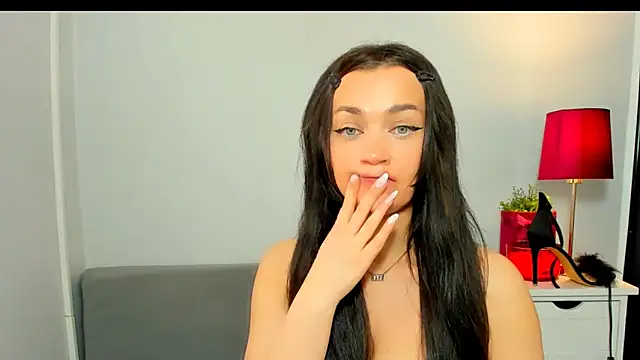 Chat +18 de OliviaFantasy ao vivo