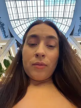 Czat XXX na żywo – Holly_Play