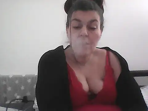 Chat XXX en directo de Curvy-Essex-Milf