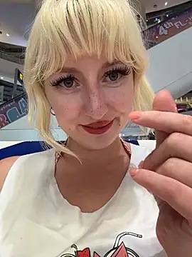 RonnieKiss' Webcam Show