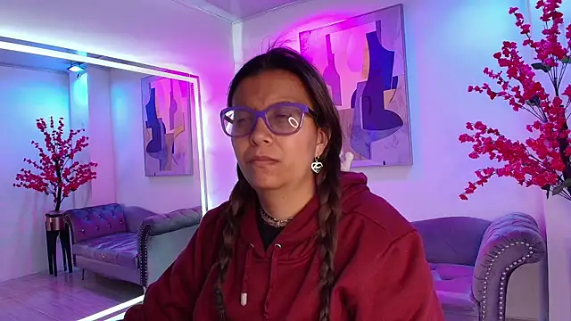 Chat XXX en directo de Amber__rouge