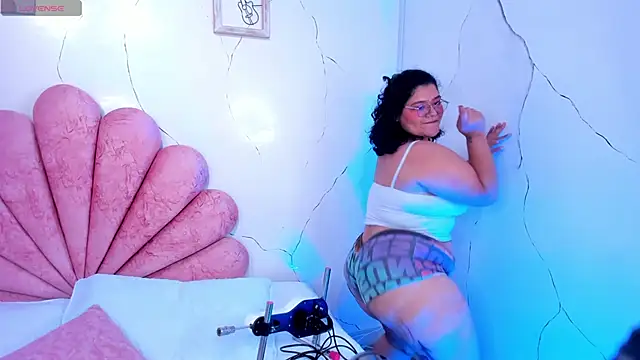 DarkReed Adlı Modelin Canlı XXX Sohbeti