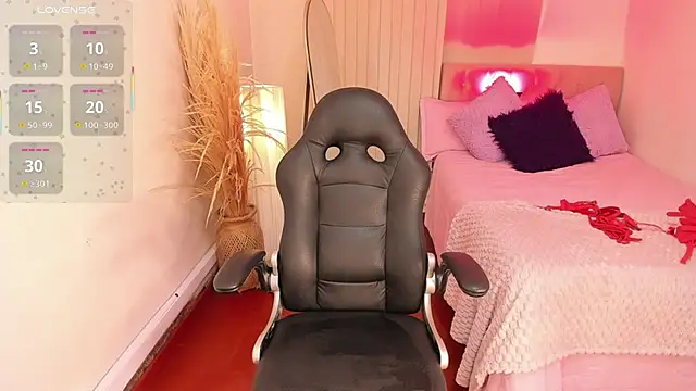 Chat XXX en directo de BarbieHannaB_