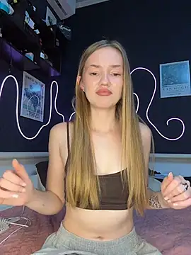 Онлайн чат XXX MilaMoone