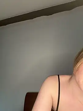 Zoey__08n Live XXX chat