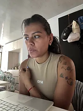 RachelWeisz_ Chat XXX in diretta