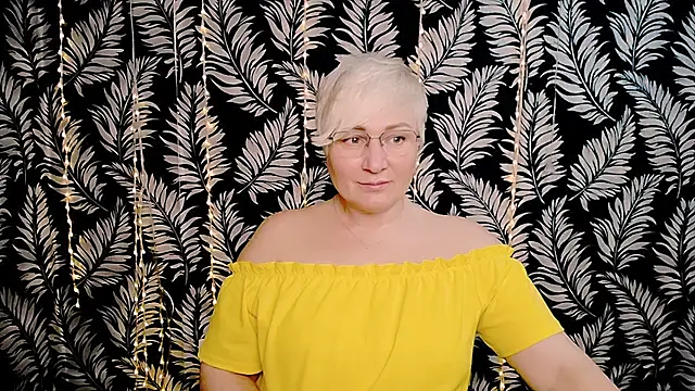 Olivia_playfuln Webbikameraesitys