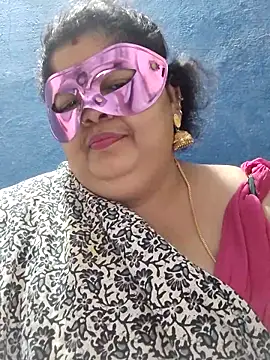 tamilthanushri 在線直播表演