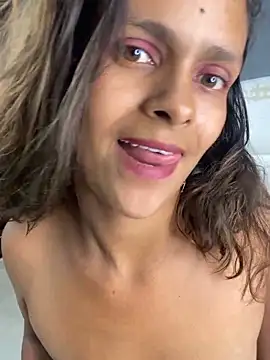 Czat XXX na żywo – Naya_Noir