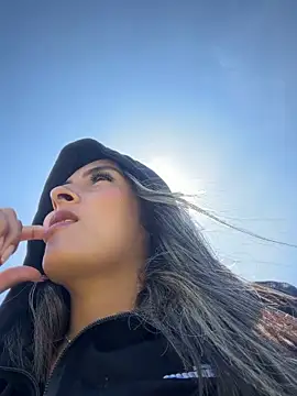 Cami_Leon2 Chat XXX live