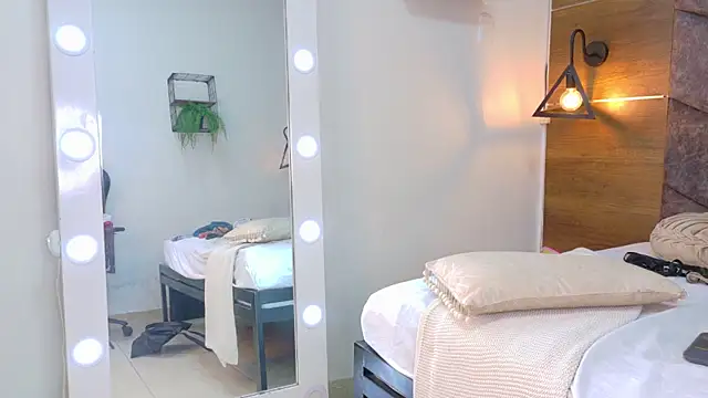 AnnieRouse__ Obrolan Langsung XXX