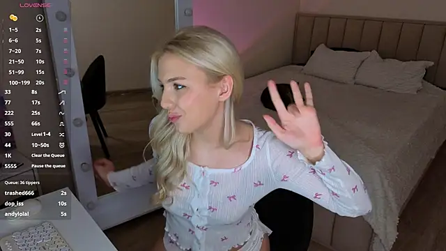 Show de mila_skaya na webcam