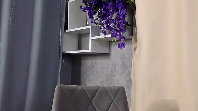 Chat +18 de ElissaGlod ao vivo