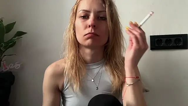 karo123421 即時 XXX 聊天