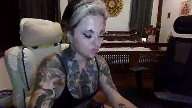 Alexandersonxo: онлайн-секс-чат