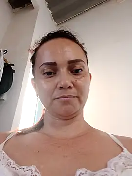 Amanda39のライブXXXチャット