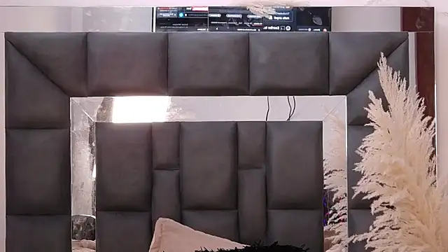 Chatroom XXX en direct de SheilaCoopers_