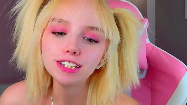 popjenny: онлайн-секс-чат