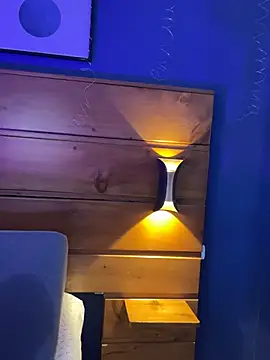 Онлайн чат XXX mahia_queen