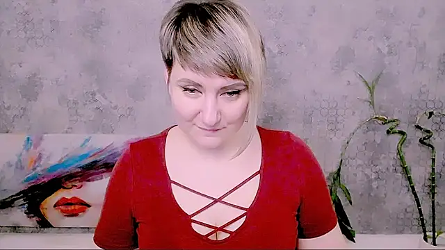 Djullia 라이브 XXX 채팅