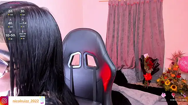 Chat XXX ao vivo de Nicolle_Ruizz