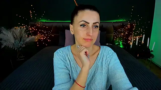 Rebecca_Diamond élő XXX-chatje