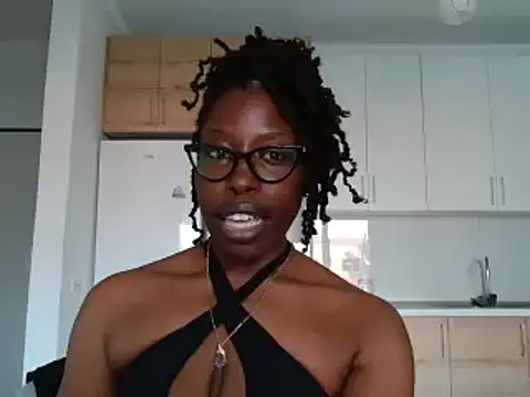 MasterIndigo Adlı Modelin Canlı XXX Sohbeti