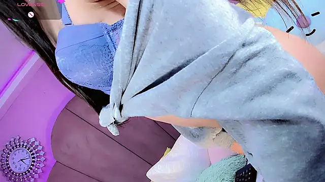 AlissonDannae777: онлайн-секс-чат